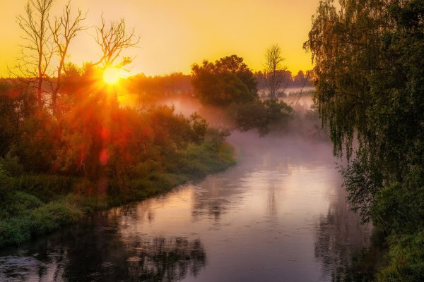 Рассвет на реке