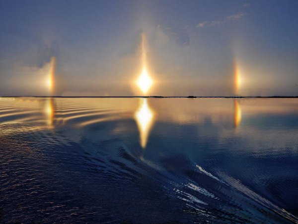 Паргелий (ложное солнце, три солнца)