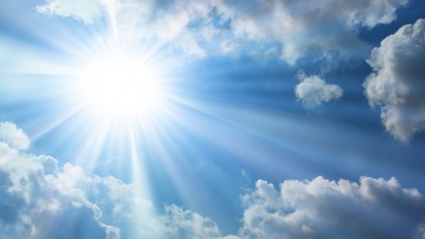 Солнце сияет