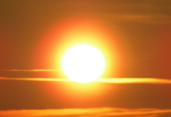 Золотистое солнце