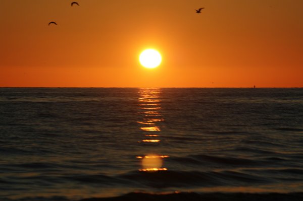 Отражение заката в воде