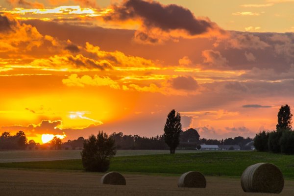 Закат в деревне