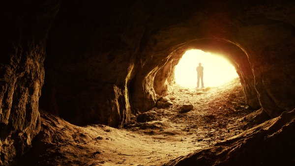 Пещера в пустыне