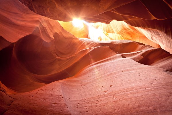 В Луче света