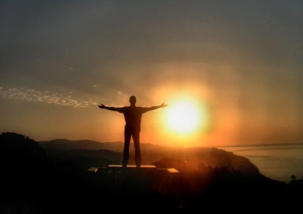 Идущий к солнцу