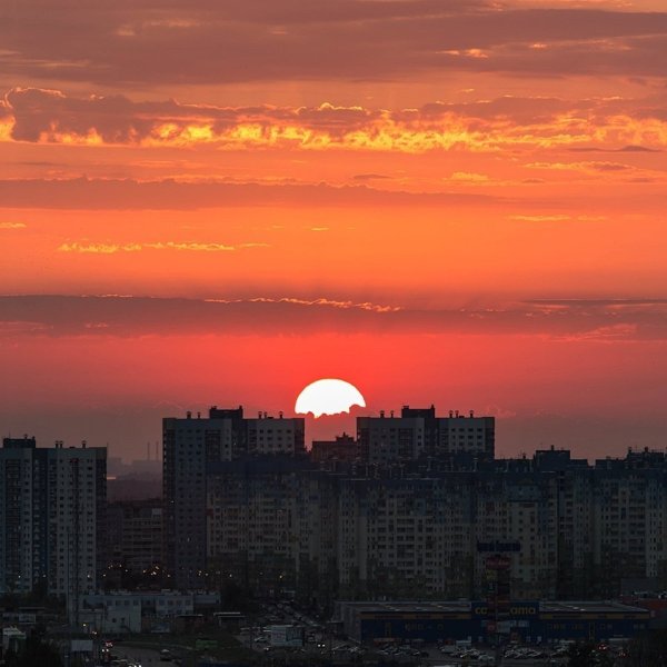 Закат в городе