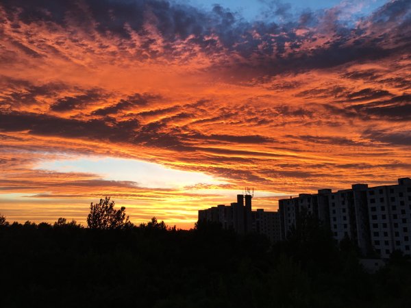 Закат над городом