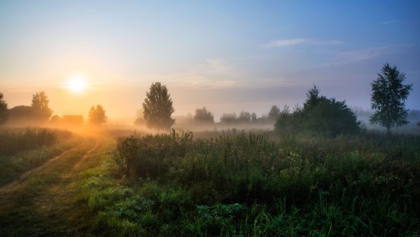 Рассвет в деревне