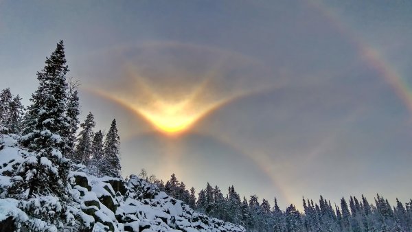 Зимняя Радуга гало