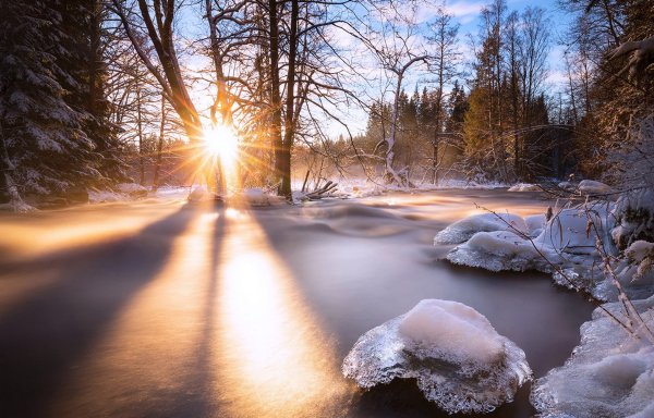 Весна снег солнце