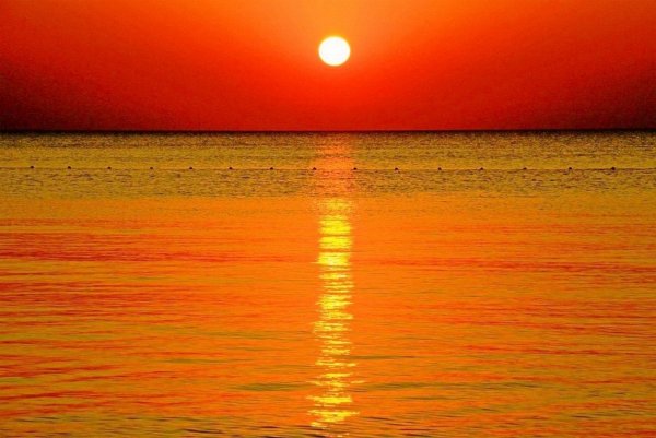 Закат солнца, золотой