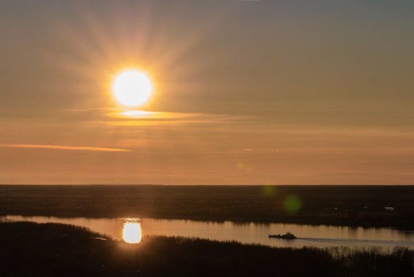 Солнце село за Горизонт