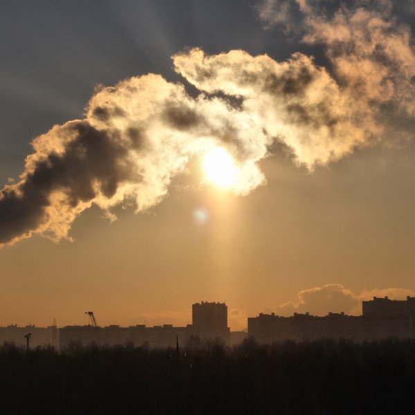 Солнце в дыму