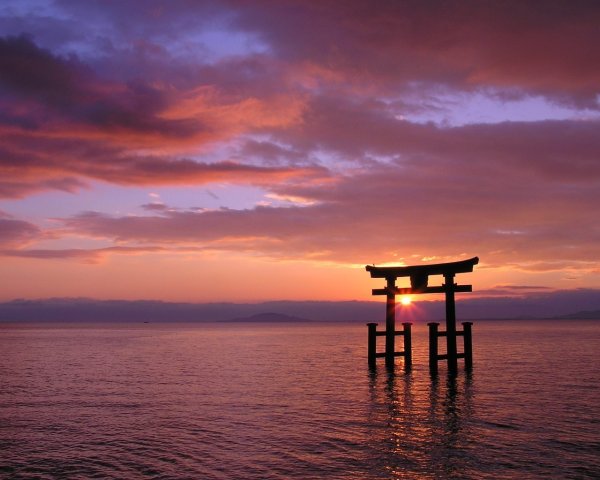 Япония тории и солнце