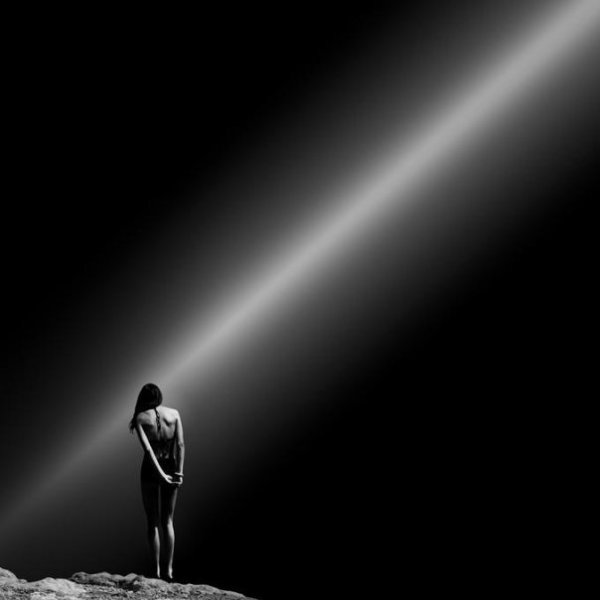 Свет во тьме