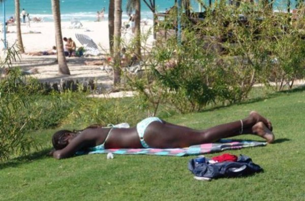 Прикольный загар у девушек