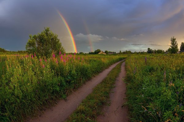 Грозовое небо и солнце