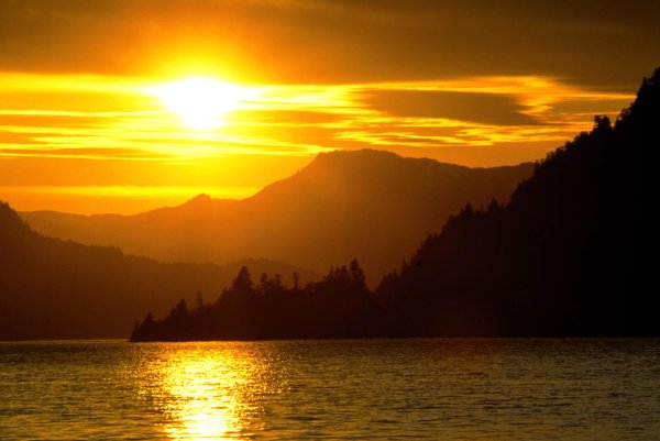 На Восходе солнца