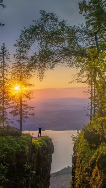 Рассвет в горах