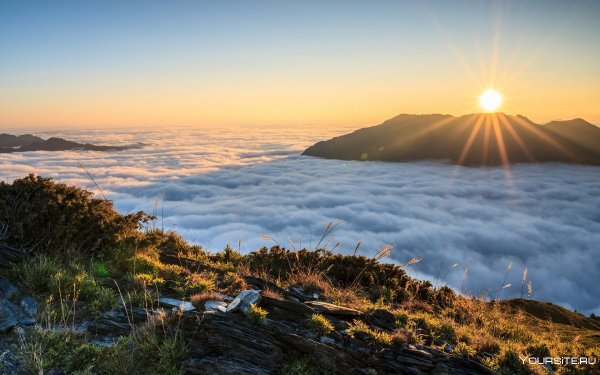 Восход в горах