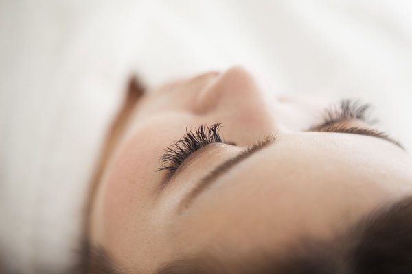 Алессандра Амбросио макияж