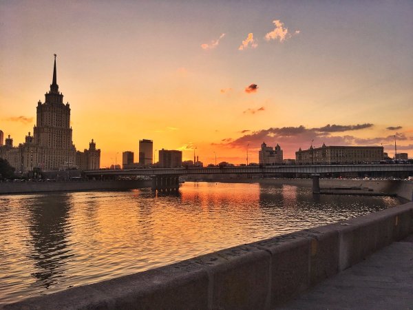 Солнце над городом