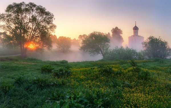 Русь природа православный храм туманное утро
