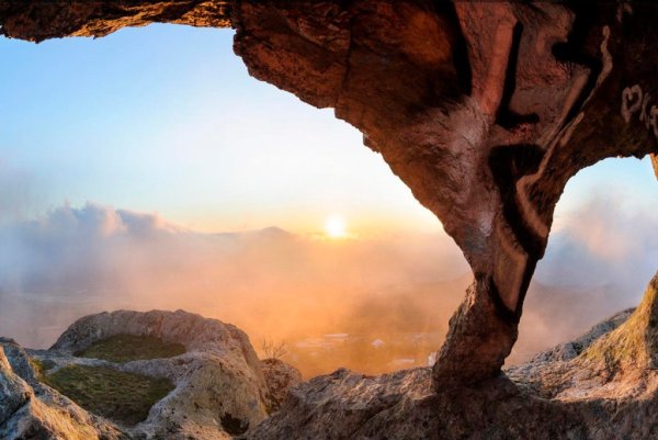 Гора Бештау руины храма солнца