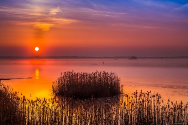 Красивый закат солнца