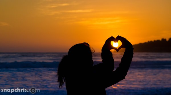 Красивый закат с сердечком