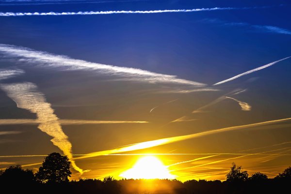 Солнце небесное светило