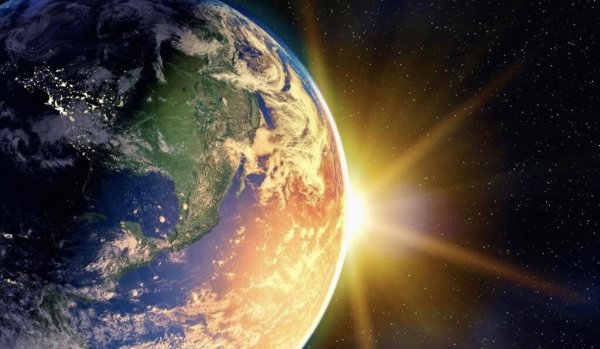 Снимок солнца из космоса