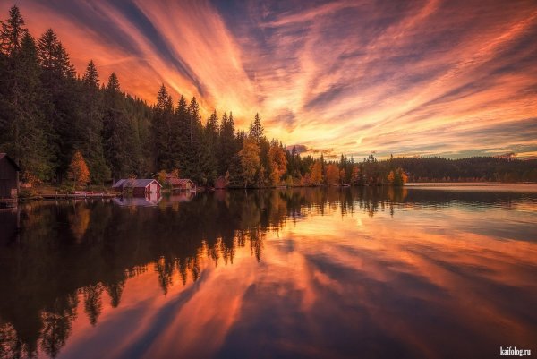 Море горы солнце