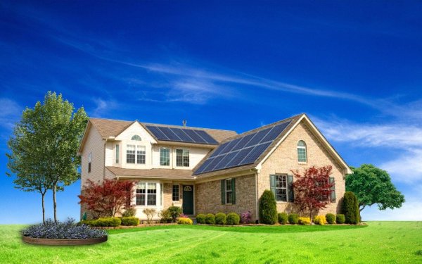 Красивый дом на закате