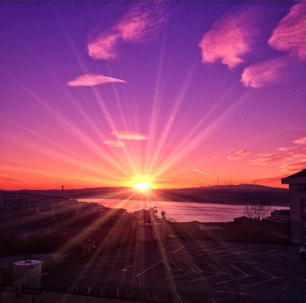 Вид из окна рассвет