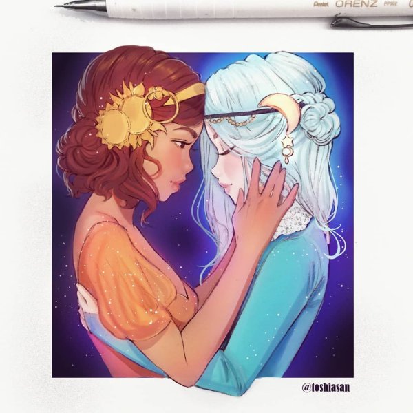 Счастливая рыжая девушка