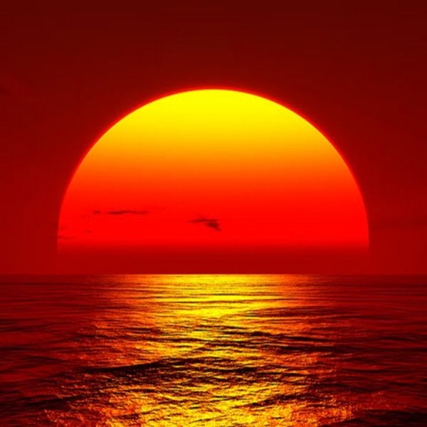 Красное солнце