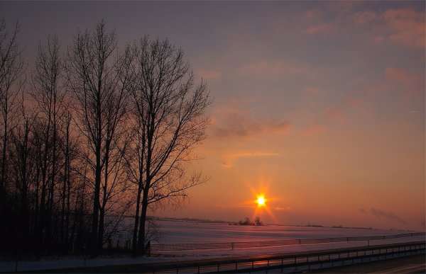Зимний закат солнца