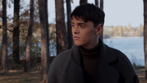 Певец Алексеев мимо нас