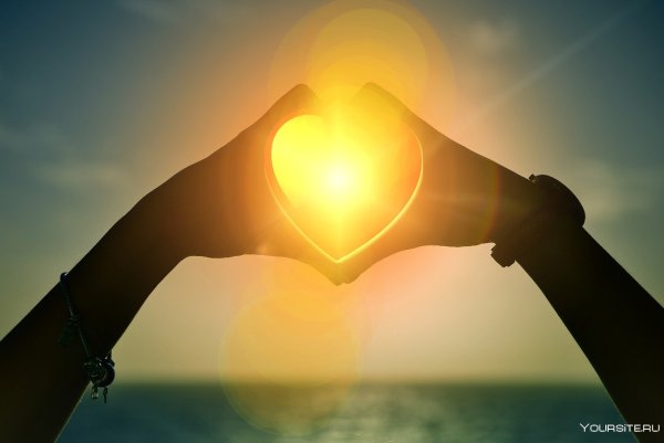 Девушка на закате