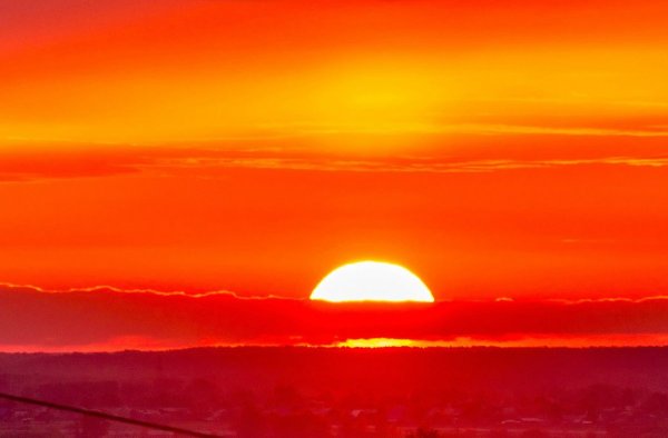 Восходящее солнце