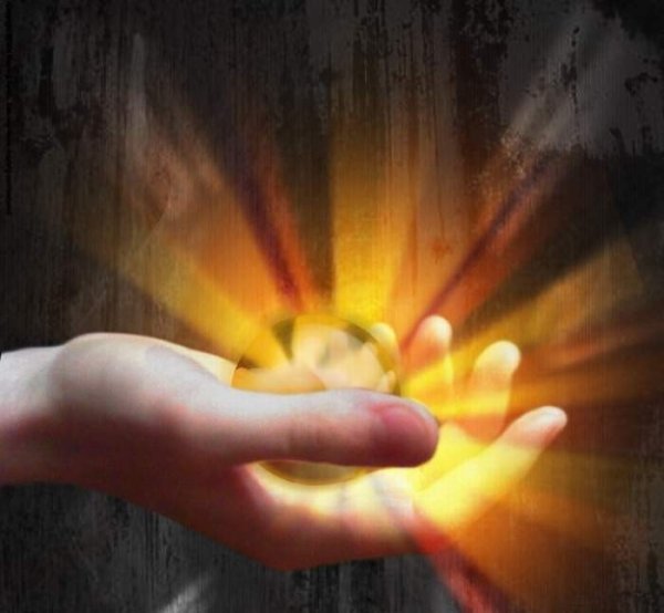 Солнечный свет в руках