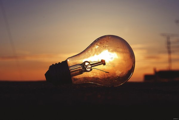 Лампочка 4к