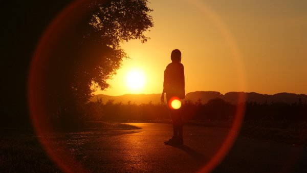 Мяч на закате