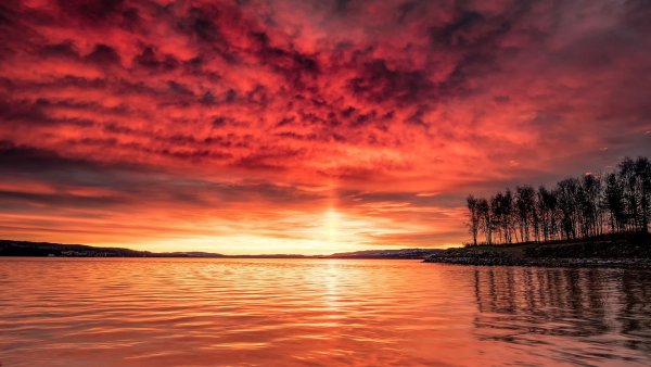 Закат море космос