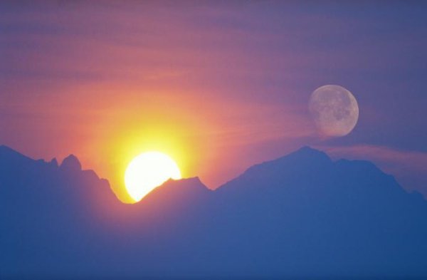 Солнце и Луна