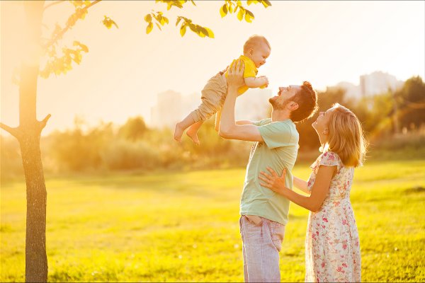 Счастливая семья