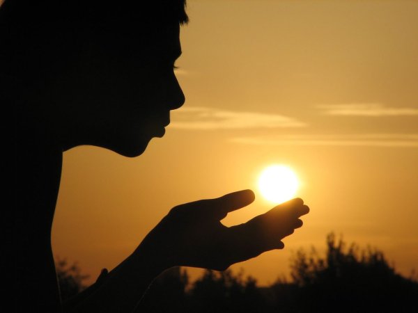 Солнце в рунах