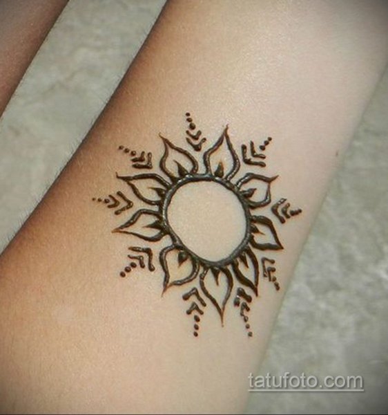 Орнамент в виде солнца