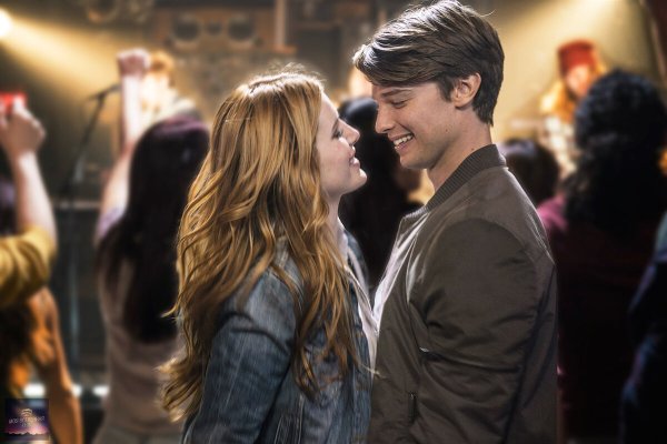 Патрик Шварценеггер Полночное солнце